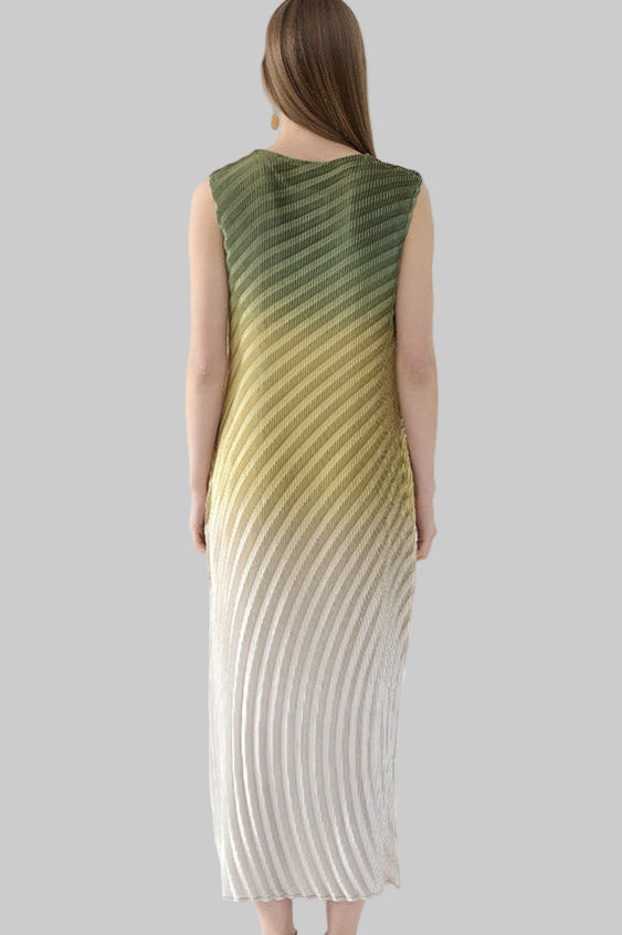 PLEATS PLEASE ISSEY MIYAKE Style Fish Scale Gradient Pleated Sleeveless Dress